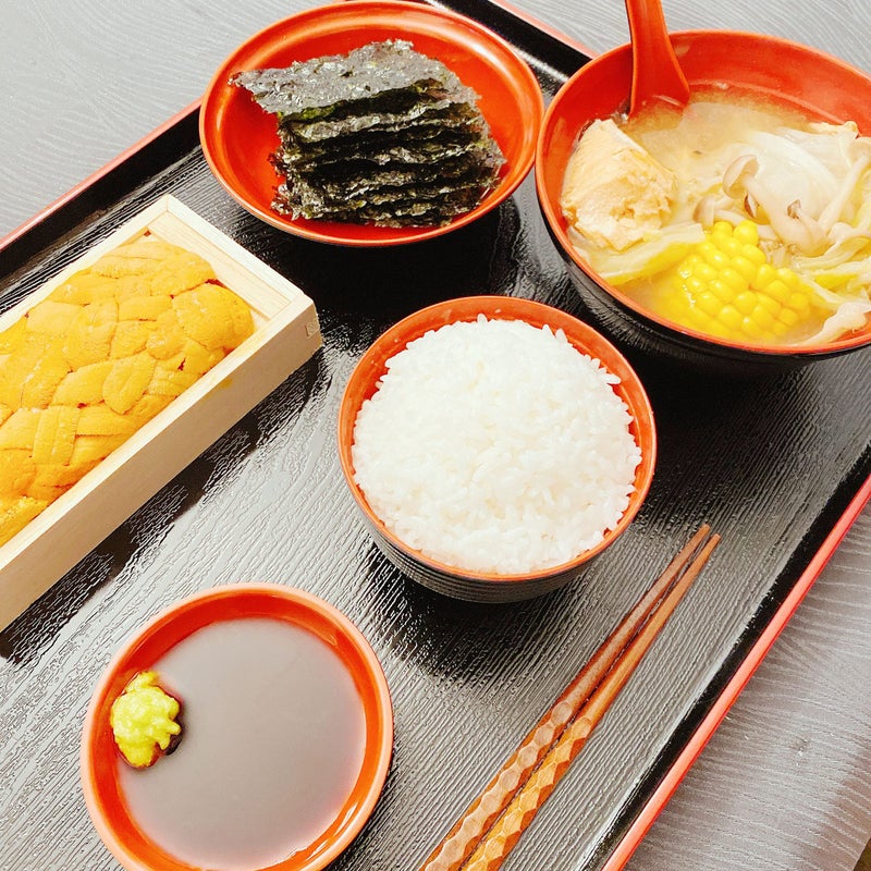 JapanBargain 4126, Japanese Lacquered Plastic Serving Trays, Versatile Tray for Bento, Dinner, Tea, Coffee Table, Ottoman, TV, and Butler Use, Black and Red Color, Made in Japan, 18"x13.75", 1-Pack - Image 3